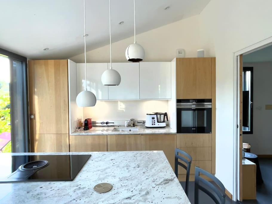Gite De Charme 5 Etoiles Pour Couple Avec Sauna Et Jacuzzi Exterieurs Privatifs Peaugres Luaran gambar